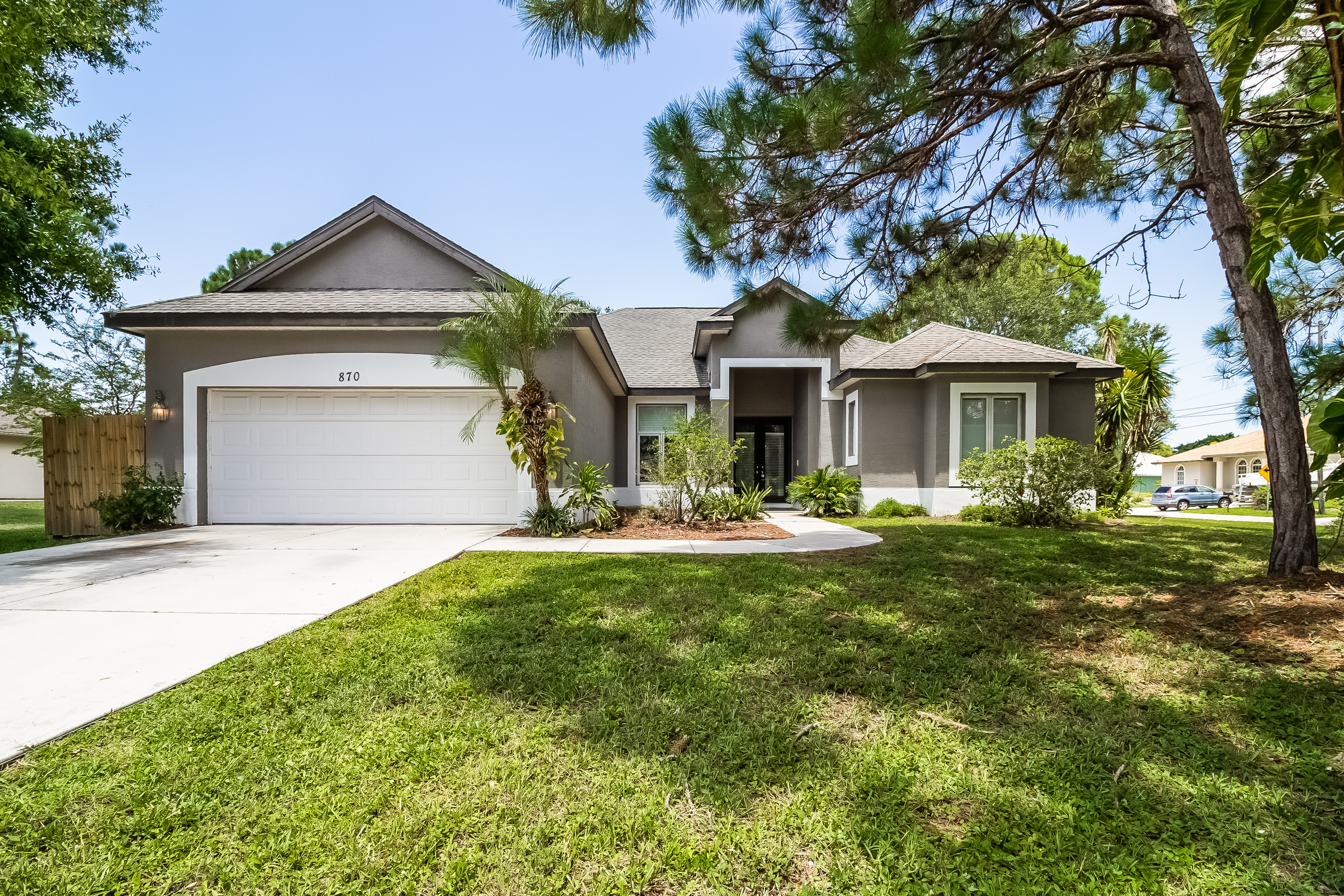 870 Ohio Ct Englewood, FL 34223